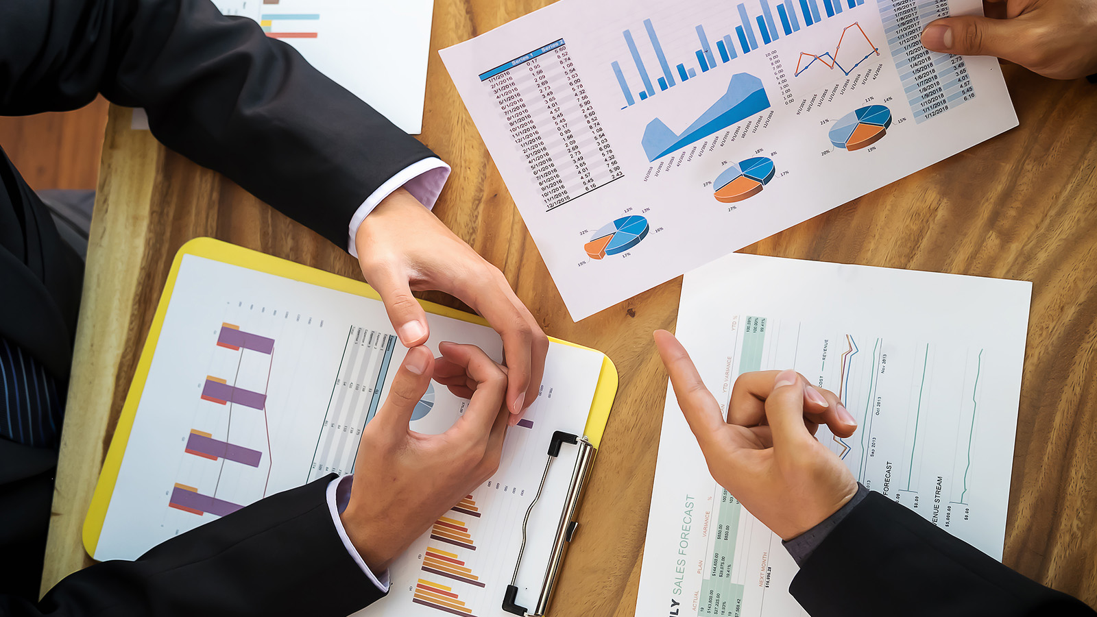 business adviser meeting