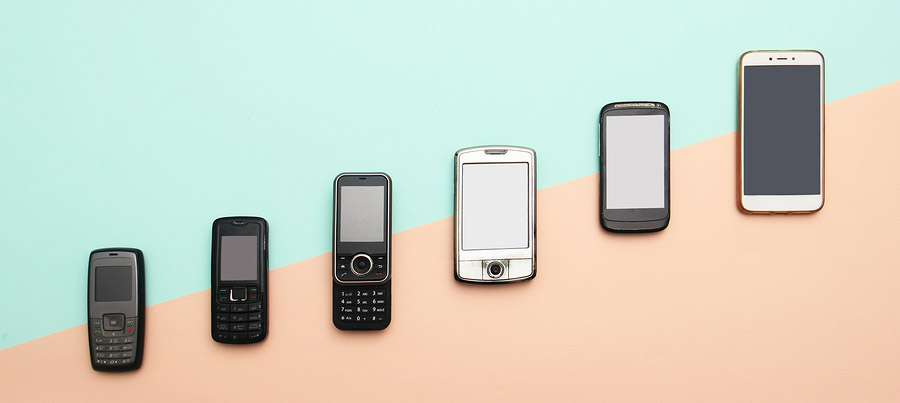 Number of different mobile phones from old to new over the years
